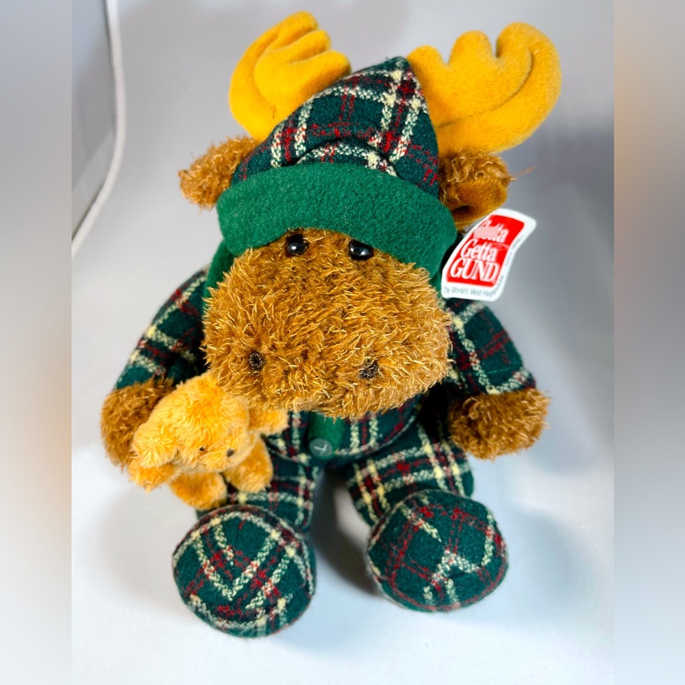 GUND Vintage Plush Moose - Kensington 88437 - in green pajamas with teddy bear.